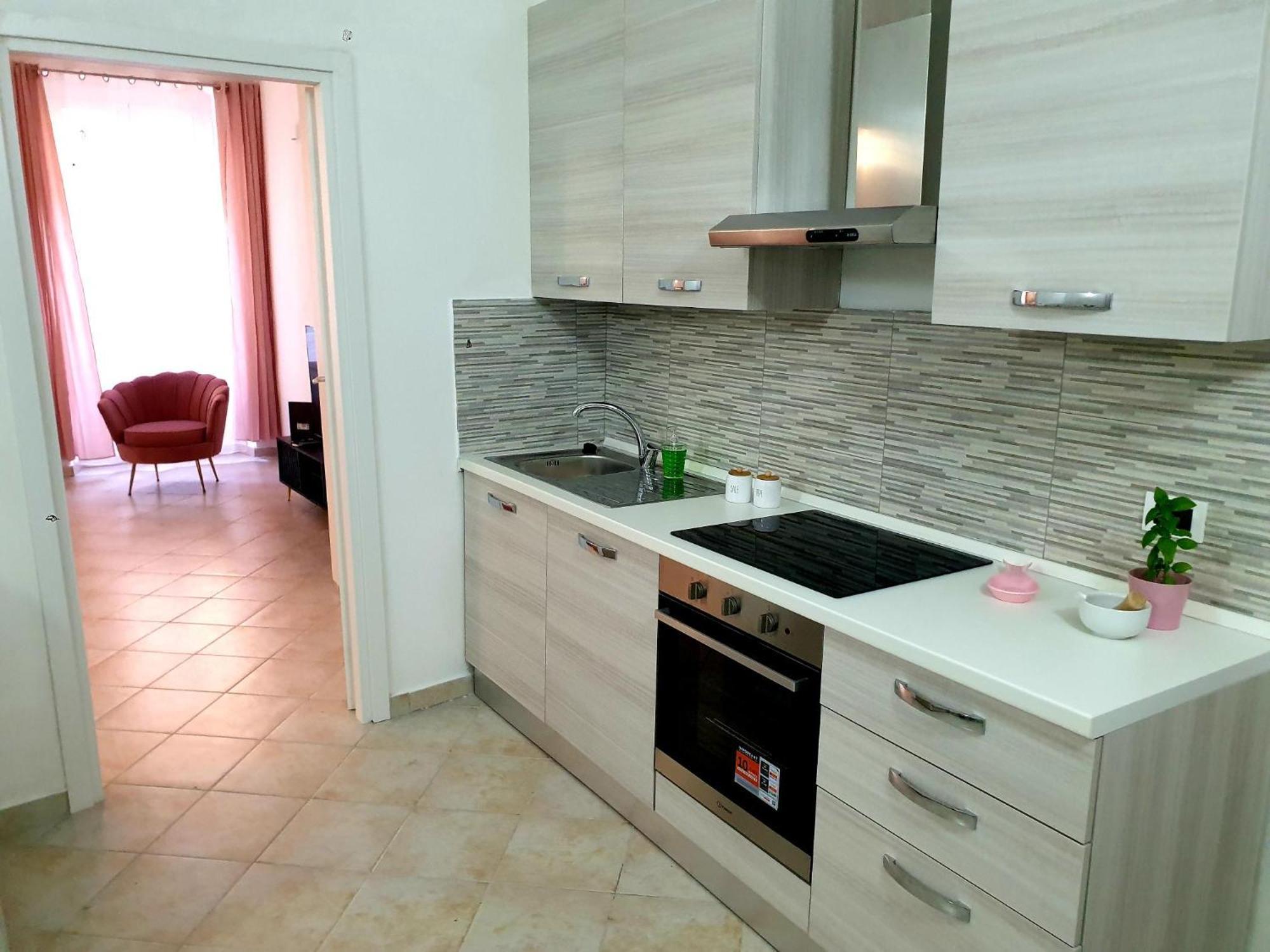 Elena&Bryan Guest House Специя Екстериор снимка